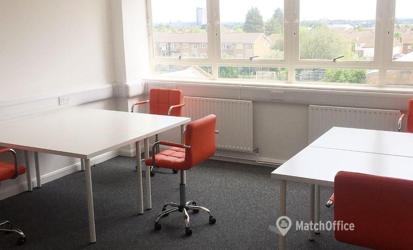 12 m² Business center in South London, Hook Road 177 (KT6 5AR) - 1 | MatchOffice.com