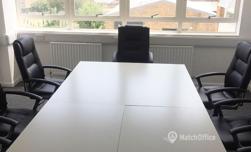12 m² Business park in South London, Hook Road 177 (KT6 5AR) - 4 | MatchOffice.com