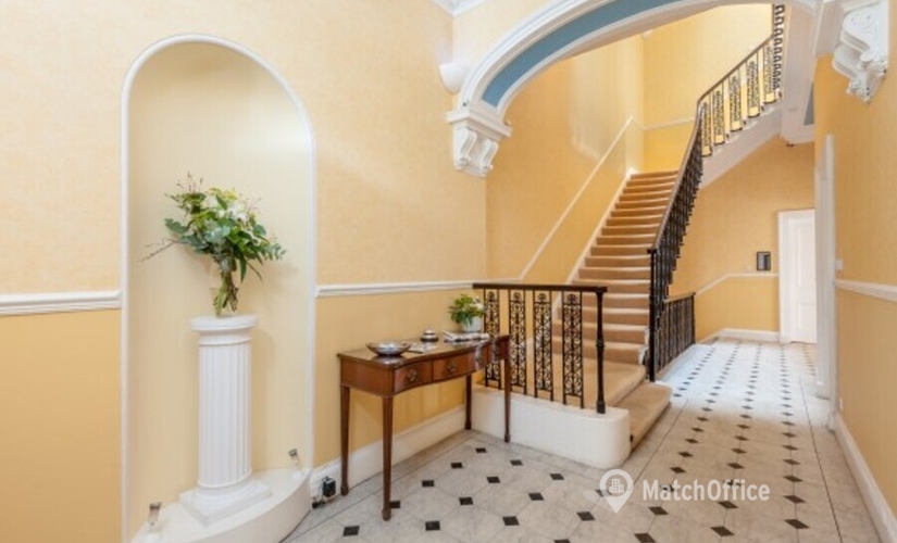Business centre  in Edinburgh, Rutland Square, 40 m² - MatchOffice.co.uk