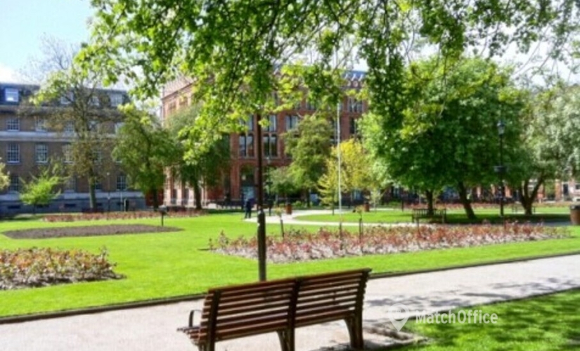 Business center Park Square East 9 LS1 2LH Leeds City Centre