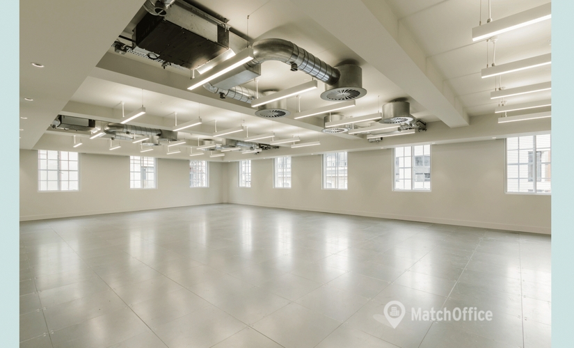 Business center Bartholomew Close 87 EC1 The City of London