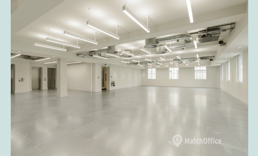 Business center Bartholomew Close 87 EC1 The City of London