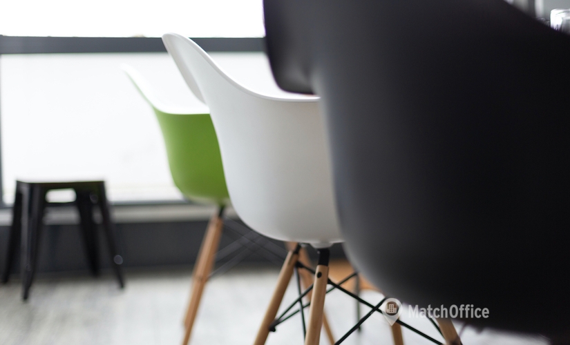 Business centre in Farnham, No 11 Riverside, 50 m² - MatchOffice.co.uk