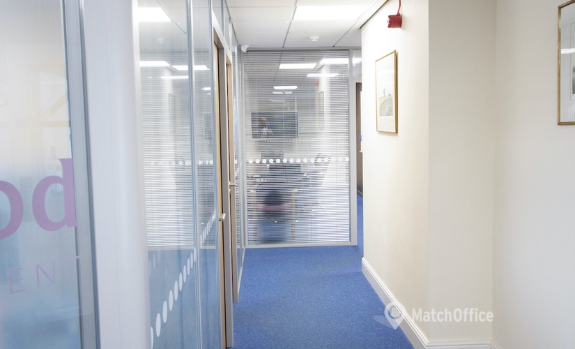 Business centre  in Farnham,  Eastgate East Street, 100 m² - MatchOffice.co.uk