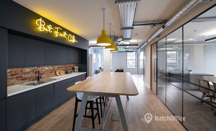 Business center in The City of London, 3 Angel Walk, 300 m² - MatchOffice.co.uk