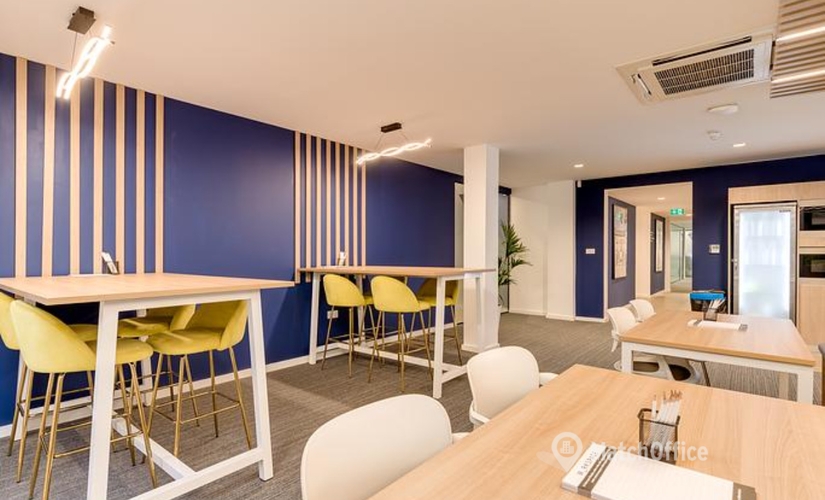 Business center Silverwell Street BL1 1PP Bolton