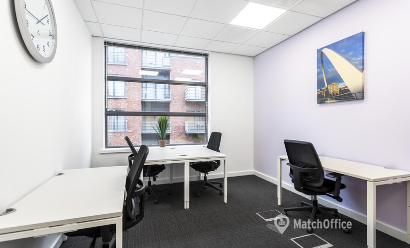 Business centre  in Lincoln, Crusader Rd, 197 m² - MatchOffice.co.uk