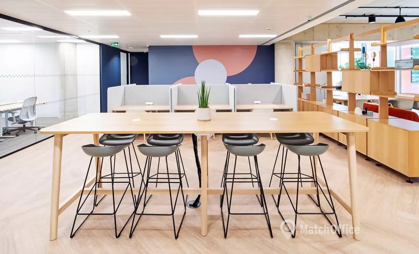 Business centre in West London, 245 Hammersmith Road, 2000 m² - MatchOffice.co.uk