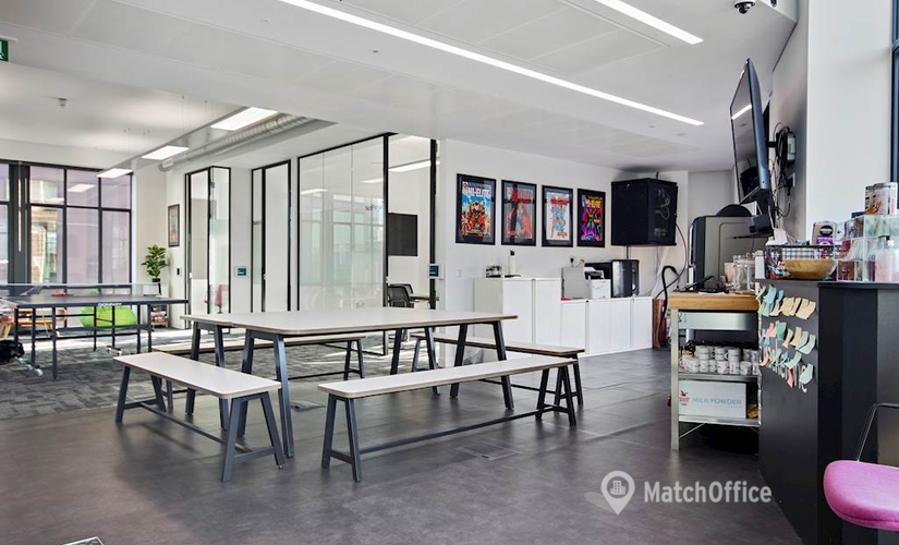 Business centre in Central London, Valentine Place 3, 305 m² - MatchOffice.co.uk