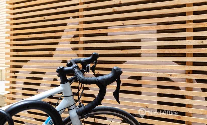 Business center in Central London, Hatchard Road, 520 m² - MatchOffice.co.uk