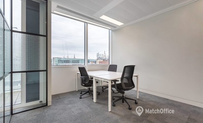 Business center 20 Saint Andrew Street EC4A 3AG Central London