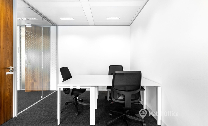 Business center 6 London Street EC3R 7LP The City of London