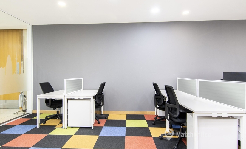 Business center in The City of London, Canada Square One, 50 m² - MatchOffice.co.uk