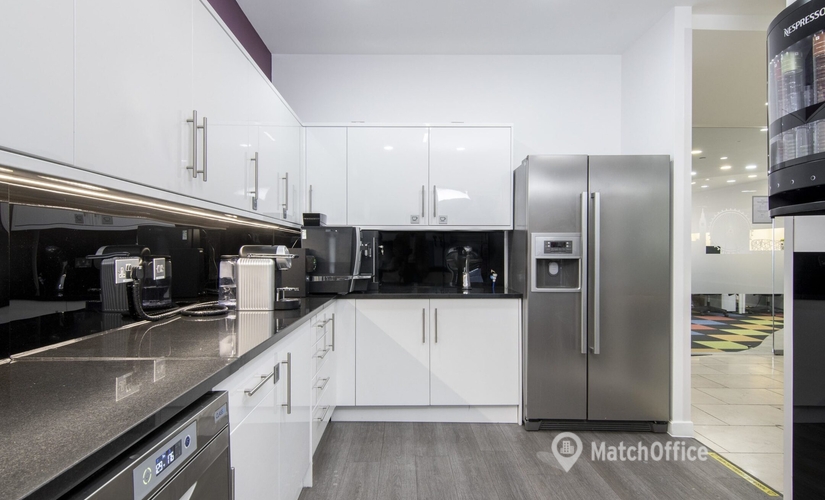 50 m² Business space in The City of London, Canada Square One (E14 5AA) - 3 | MatchOffice.com