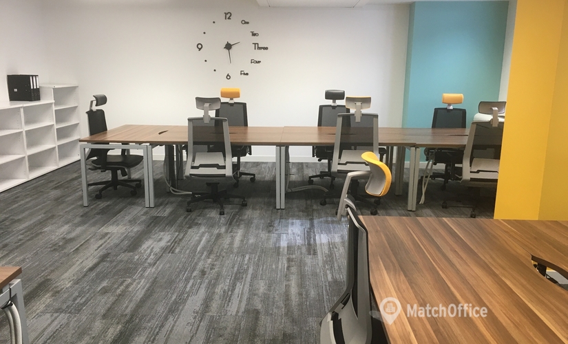 100 m² Coworking  in West London, Great West Road (TW8 9AG) - 2 | MatchOffice.com