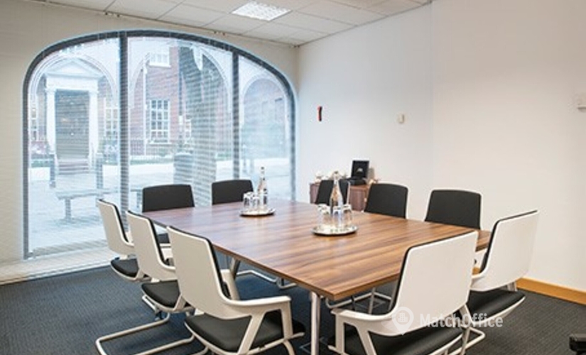 100 m² Coworking space  in High Wycombe, Windsor End (HP9 2SE) - 2 | MatchOffice.com
