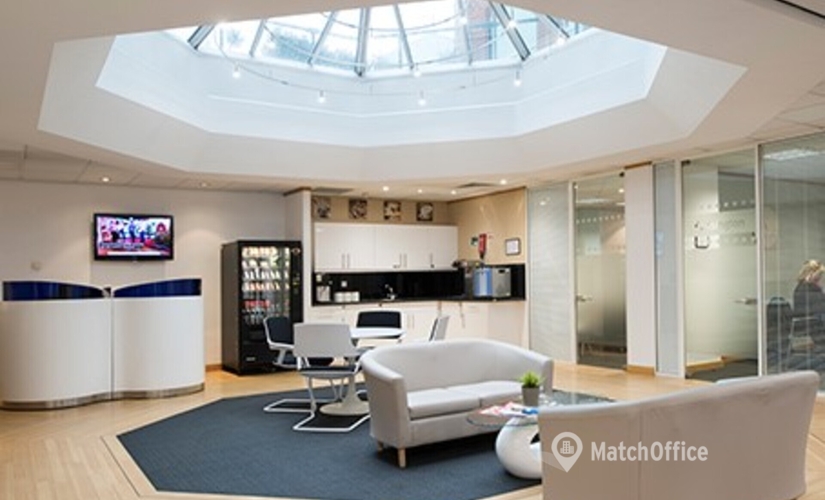 100 m² Co-working  in High Wycombe, Windsor End (HP9 2SE) - 4 | MatchOffice.com