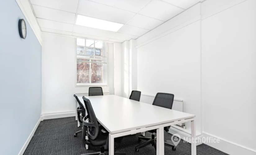 Meeting room in The City of London, Grays Inn Road 356-364, 100 m² - MatchOffice.co.uk