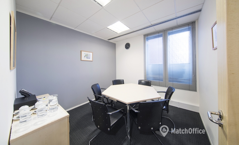 Meeting room in Chelmsford, 4th Floor, 32 m² - MatchOffice.co.uk