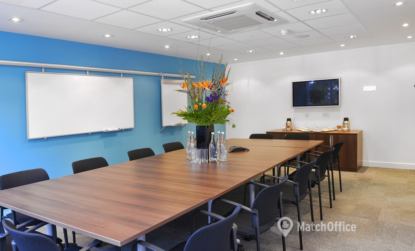 Meeting room hire in West London, 52 - 53 The Mall, 20 m² - MatchOffice.co.uk