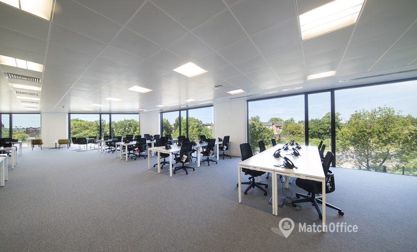 Meeting room for rent in South London, 81-85 Station Road, 100 m² - MatchOffice.co.uk