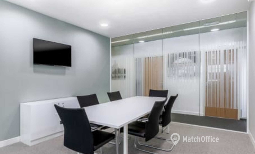 Meeting room in Milton Keynes, CBXII, 100 m² - MatchOffice.co.uk