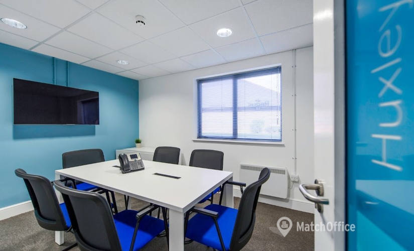 Meeting room for rent in Chester, Chester Motorway Service Area, 100 m² - MatchOffice.co.uk