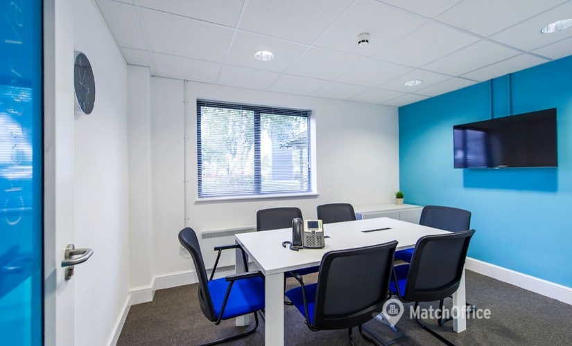 Meeting room in Chester, Chester Motorway Service Area, 100 m² - MatchOffice.co.uk