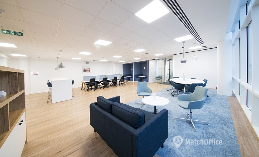 100 m² Conference center in Somerset, High Street 62 (RH1 1SG) - 1 | MatchOffice