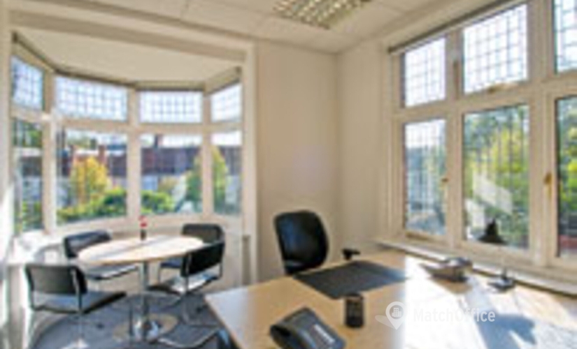 Meeting room hire in Windsor, Orchard Lea, 18 m² - MatchOffice.co.uk