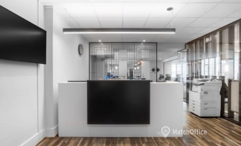 Business center  in The City of London, Grosvenor Gardens 52, 57 m² - MatchOffice.co.uk