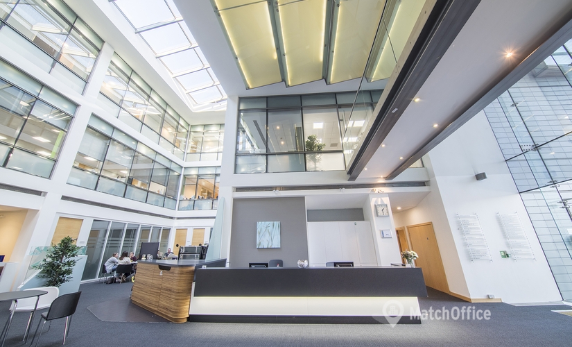 Meeting room in Reading, 200 Brook Drive, 25 m² - MatchOffice.co.uk