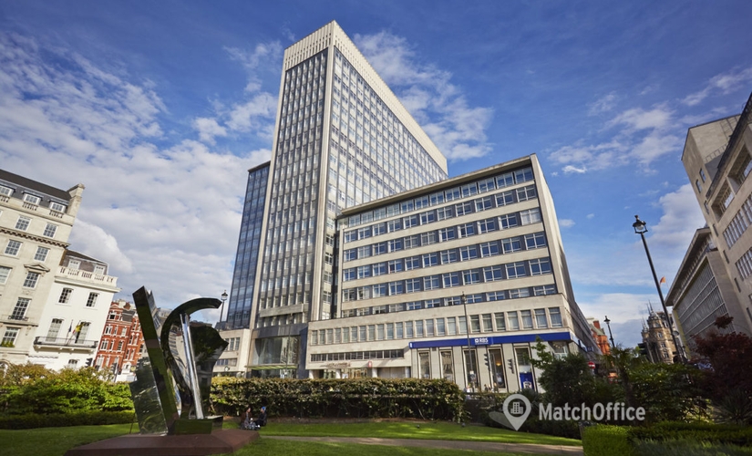 Virtual office 33 Cavendish Square W1G 0PW The City of London