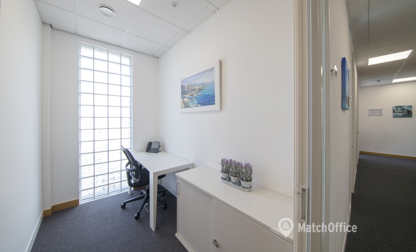 Meeting room for rent in Plymouth, 4th Floor Salt Quay House, 25 m² - MatchOffice.co.uk