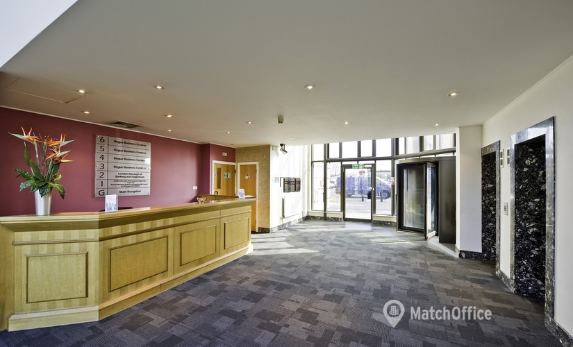 Meeting room in Barking, Jhumat House, 30 m² - MatchOffice.co.uk
