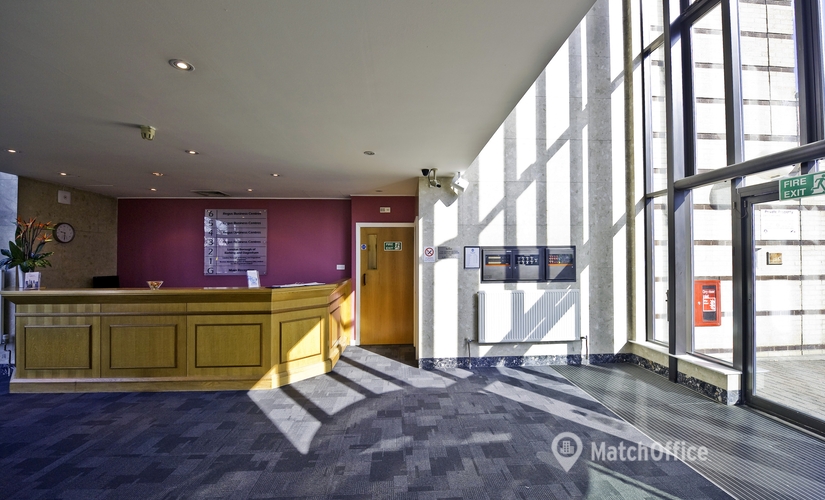 Meeting room in Barking, Jhumat House, 30 m² - MatchOffice.co.uk