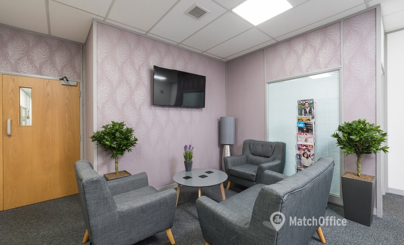 Meeting room in Stirling, Lomond Court, 100 m² - MatchOffice.co.uk