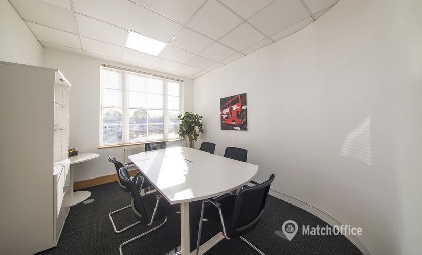 Meeting room in High Wycombe, The Broadway, 20 m² - MatchOffice.co.uk