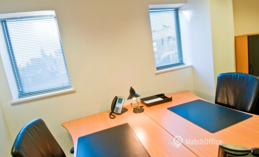 Business center Trafalgar Square, Building-859 EH53 0LZ Central London