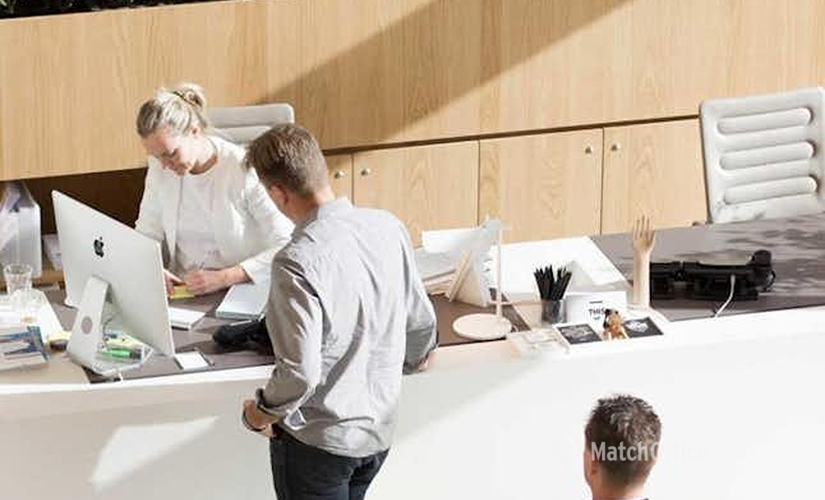 100 m² Business park in West London, 2 The Square (UB11 1ET) - 2 | MatchOffice.com