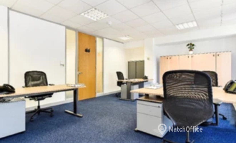 25 m² Conference room in West London, Boston Manor Road 69-75 (TW8 9JN) - 4 | MatchOffice
