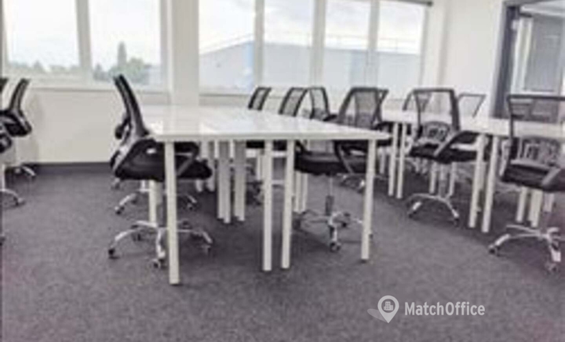 Business center Nursery Lane LS17 7HW Leeds City Centre