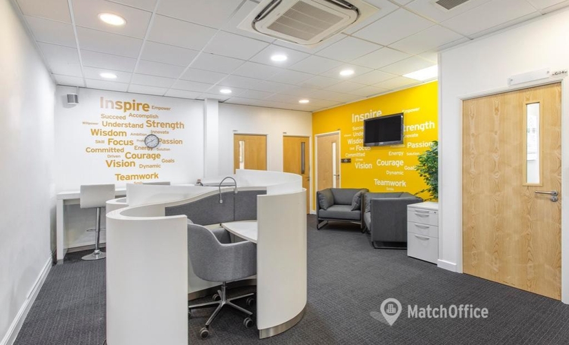 100 m² Convention center in Fearnhead, Cinnamon House (WA2 0XP) - 4 | MatchOffice.com