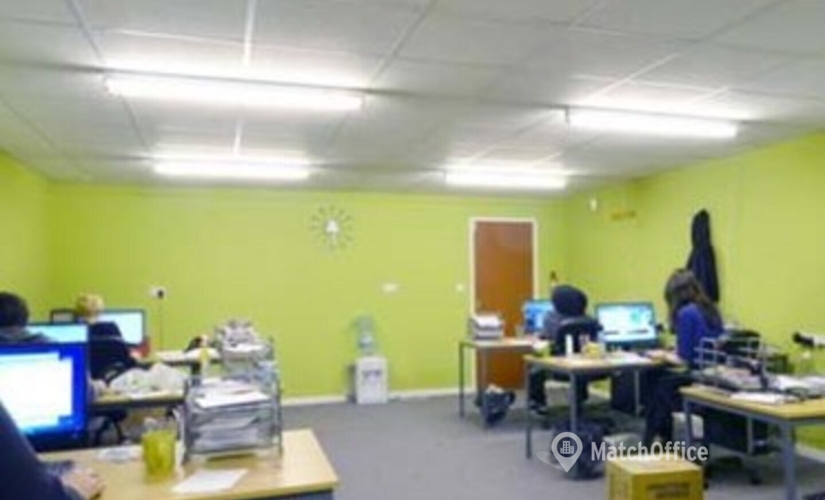 10 m² Conference hall in West Yorkshire, Knowles Lane (BD4 9SW) - 4 | MatchOffice