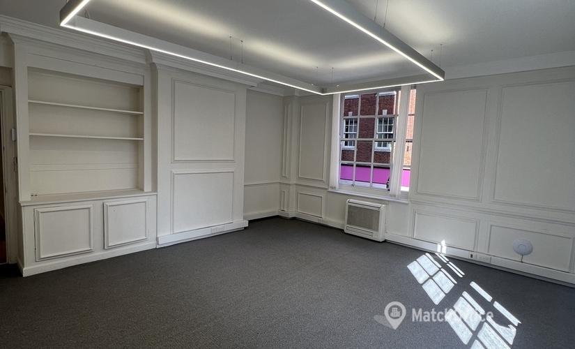 Business center Messila House, 51 South Audley Street W1K 2AA Central London