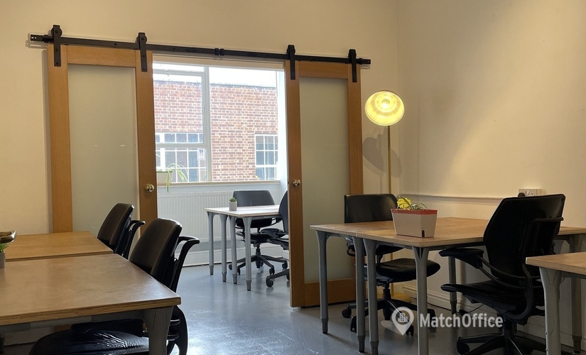 50 m² Business park in North London, Hornsey Road 465C (N19 4DR) - 1 | MatchOffice