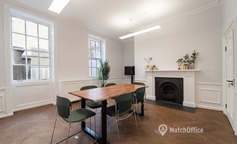 Business center 4 Bloomsbury Place  WC1A 2QA The City of London