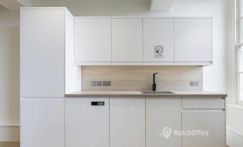 294 m² Business center in West London, 20 Grosvenor Place (SW1X 7HN) - 4 | MatchOffice.com