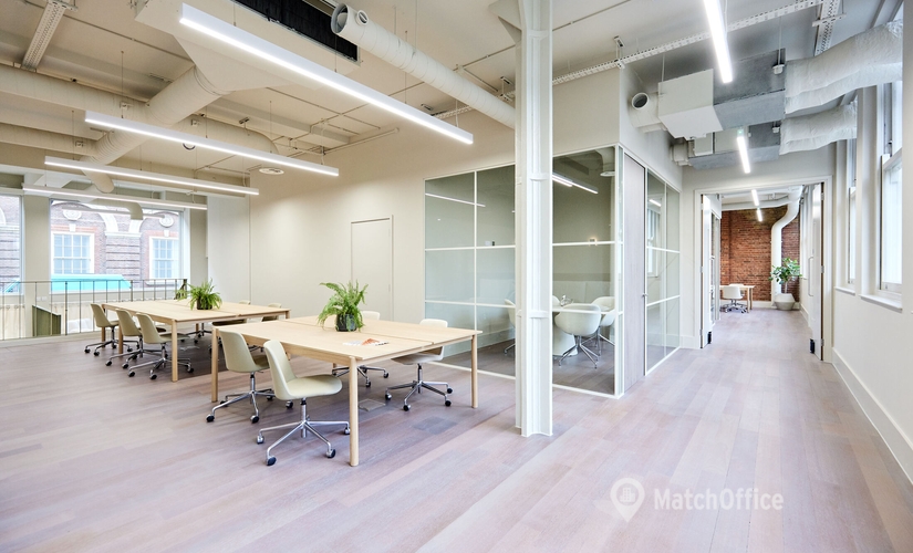 701 m² Business center in East London, 60 Ironmonger Row (EC1V 3QR) - 3 | MatchOffice