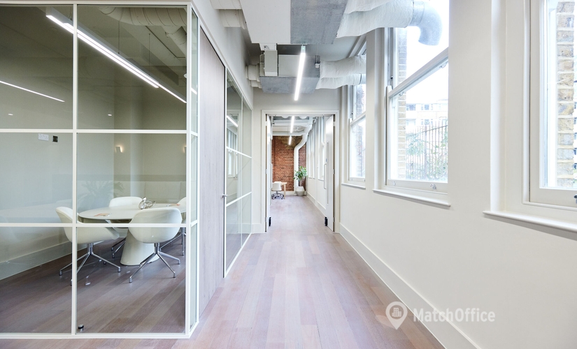 701 m² Serviced office in East London, 60 Ironmonger Row (EC1V 3QR) - 4 | MatchOffice.com